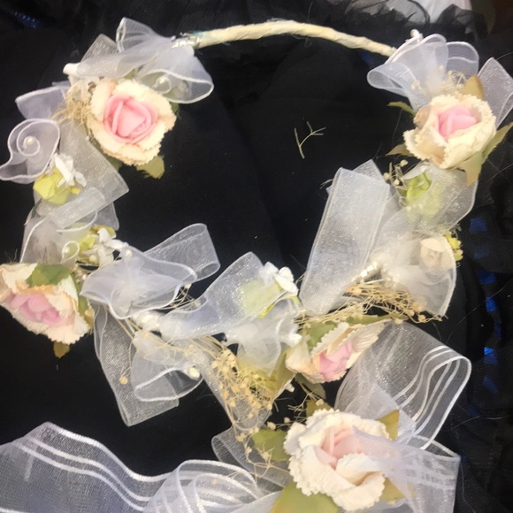 Tiara 👸 - Picture 3 of 3